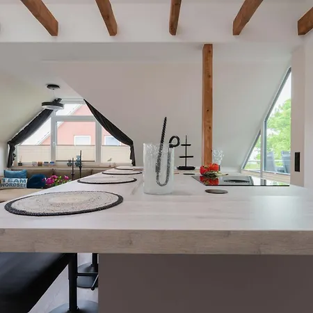 Διαμέρισμα Neywatt 1 *